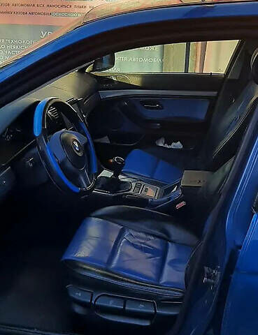 Синий БМВ 520, объемом двигателя 2.2 л и пробегом 360 тыс. км за 4000 $, фото 7 на Automoto.ua