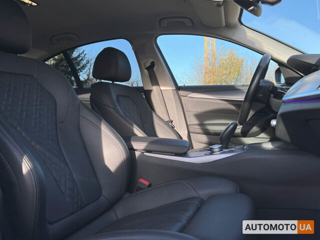 Синий БМВ 520, объемом двигателя 2 л и пробегом 24 тыс. км за 41999 $, фото 9 на Automoto.ua