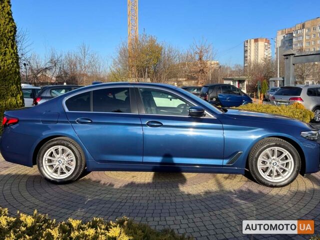 Синий БМВ 520, объемом двигателя 2 л и пробегом 24 тыс. км за 41999 $, фото 7 на Automoto.ua