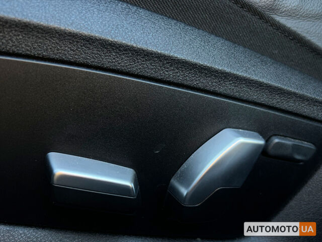 Синий БМВ 520, объемом двигателя 2 л и пробегом 24 тыс. км за 41999 $, фото 14 на Automoto.ua