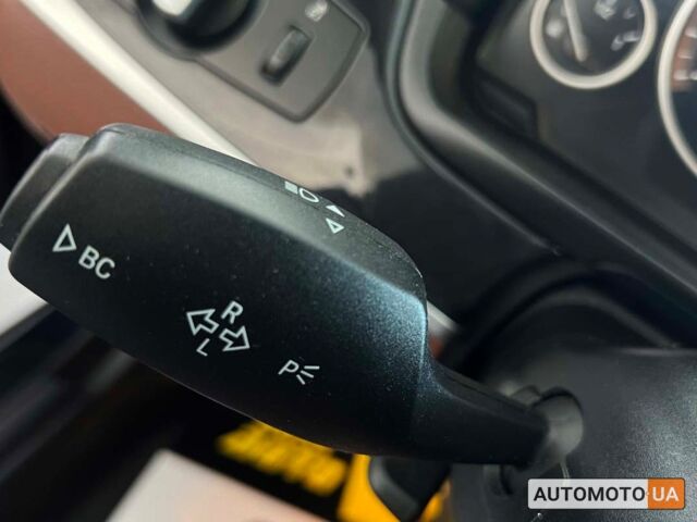 Синий БМВ 520, объемом двигателя 2 л и пробегом 380 тыс. км за 15450 $, фото 19 на Automoto.ua