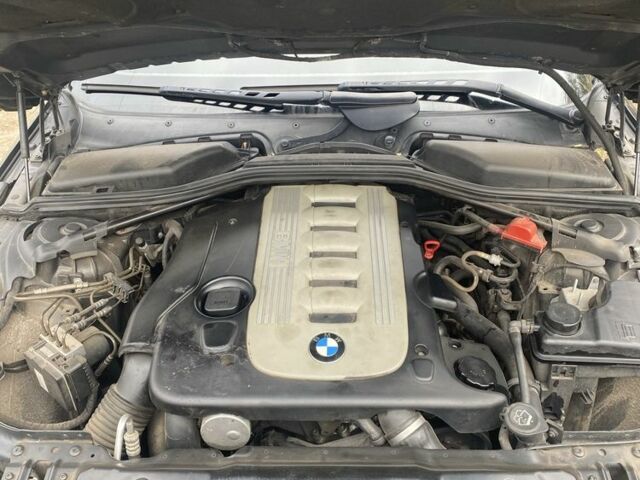 Черный БМВ 525, объемом двигателя 2.5 л и пробегом 220 тыс. км за 7500 $, фото 9 на Automoto.ua