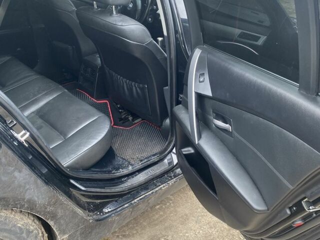 Черный БМВ 525, объемом двигателя 2.5 л и пробегом 220 тыс. км за 7500 $, фото 6 на Automoto.ua