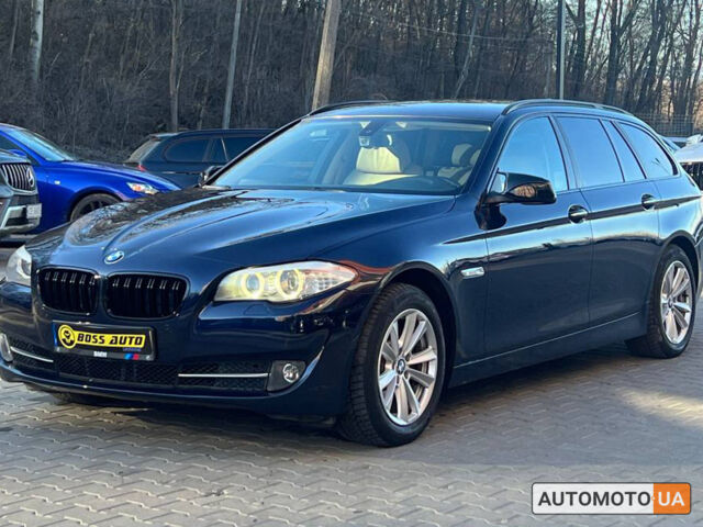 Синий БМВ 525, объемом двигателя 2 л и пробегом 327 тыс. км за 13500 $, фото 2 на Automoto.ua