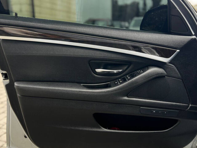 Серый БМВ 528, объемом двигателя 2 л и пробегом 216 тыс. км за 17500 $, фото 6 на Automoto.ua