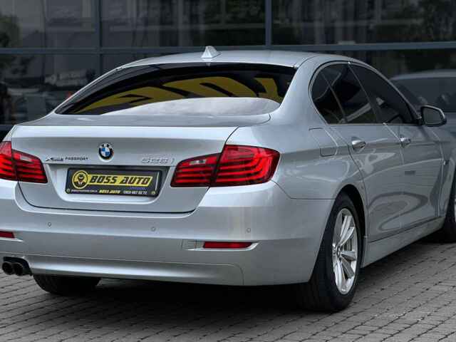 Серый БМВ 528, объемом двигателя 2 л и пробегом 216 тыс. км за 17500 $, фото 5 на Automoto.ua