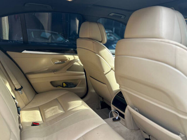 Синий БМВ 528, объемом двигателя 2 л и пробегом 287 тыс. км за 14700 $, фото 14 на Automoto.ua