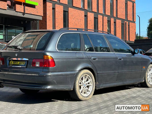 Черный БМВ 530, объемом двигателя 3 л и пробегом 320 тыс. км за 5600 $, фото 5 на Automoto.ua