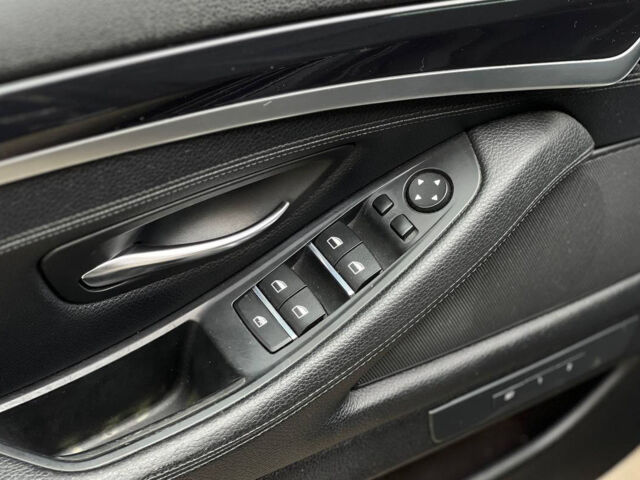 Черный БМВ 530, объемом двигателя 3 л и пробегом 267 тыс. км за 22999 $, фото 6 на Automoto.ua