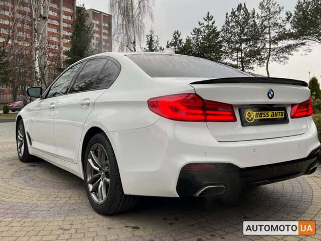 Желтый БМВ 530, объемом двигателя 2 л и пробегом 59 тыс. км за 30900 $, фото 4 на Automoto.ua