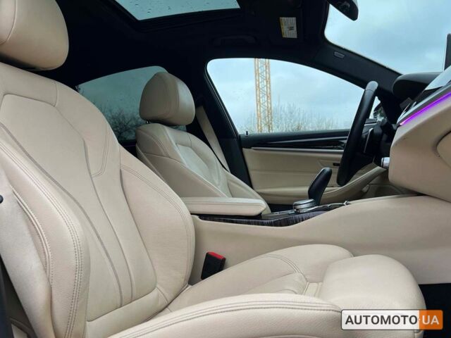 Желтый БМВ 530, объемом двигателя 2 л и пробегом 59 тыс. км за 30900 $, фото 9 на Automoto.ua