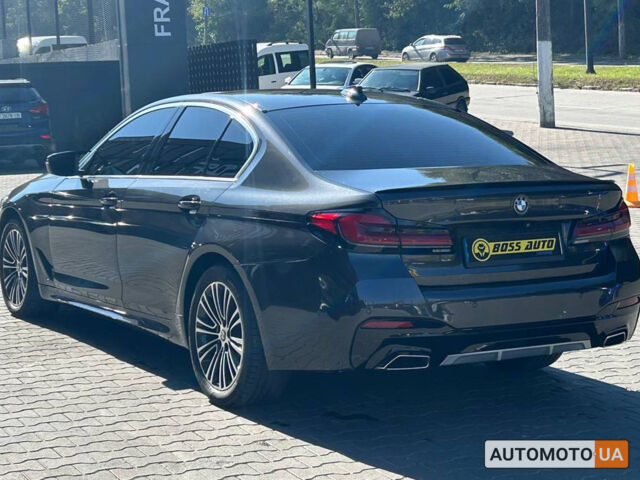 Серый БМВ 530, объемом двигателя 2 л и пробегом 64 тыс. км за 39000 $, фото 3 на Automoto.ua
