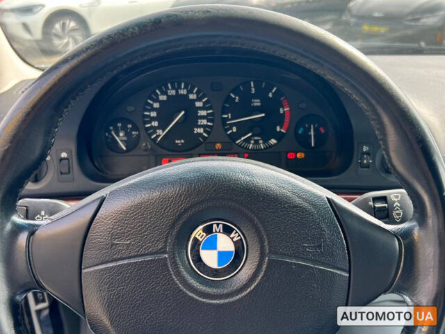 Сірий БМВ 530, об'ємом двигуна 3 л та пробігом 280 тис. км за 5800 $, фото 16 на Automoto.ua