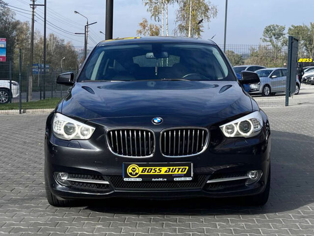 Серый БМВ 530, объемом двигателя 3 л и пробегом 271 тыс. км за 16000 $, фото 1 на Automoto.ua