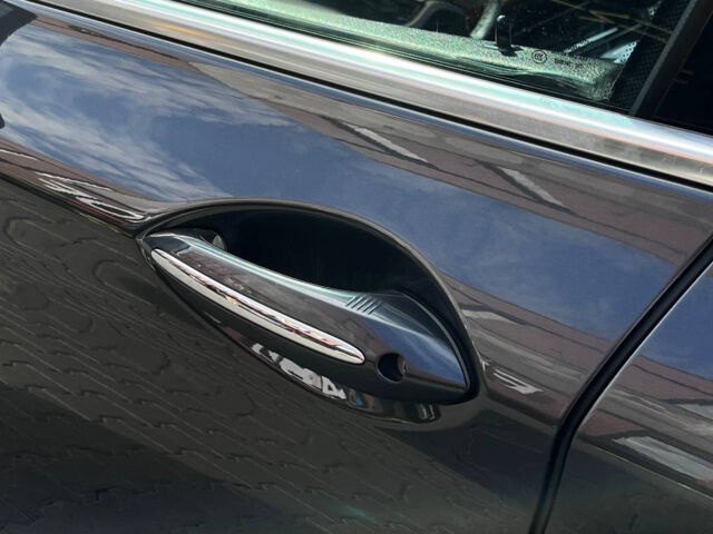 Серый БМВ 530, объемом двигателя 3 л и пробегом 271 тыс. км за 16000 $, фото 6 на Automoto.ua