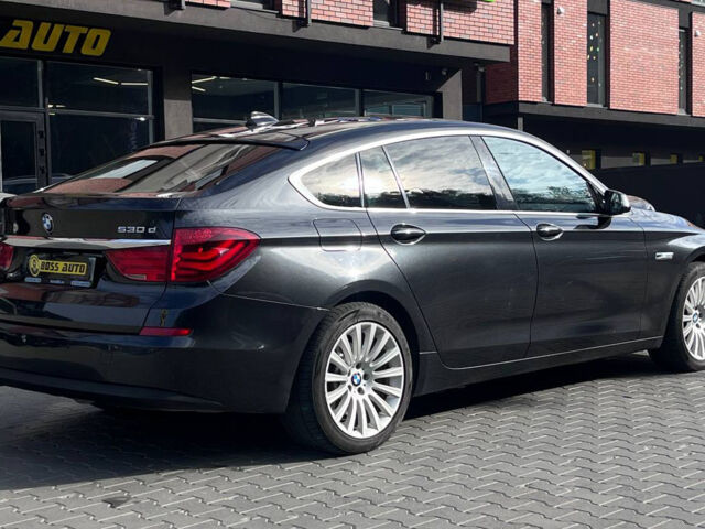 Серый БМВ 530, объемом двигателя 3 л и пробегом 271 тыс. км за 16000 $, фото 5 на Automoto.ua