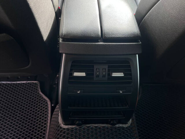 Серый БМВ 530, объемом двигателя 3 л и пробегом 271 тыс. км за 16000 $, фото 16 на Automoto.ua