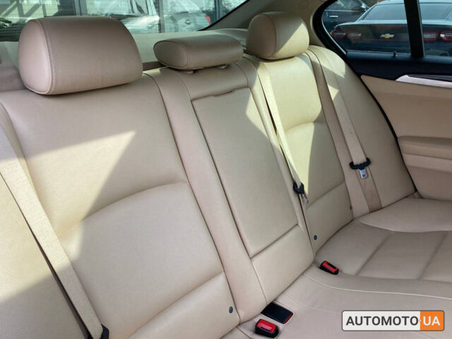 Белый БМВ 535, объемом двигателя 3 л и пробегом 285 тыс. км за 18200 $, фото 22 на Automoto.ua