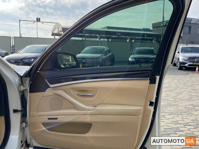 Белый БМВ 535, объемом двигателя 3 л и пробегом 285 тыс. км за 18200 $, фото 23 на Automoto.ua