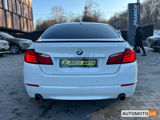 Белый БМВ 535, объемом двигателя 3 л и пробегом 240 тыс. км за 13500 $, фото 3 на Automoto.ua