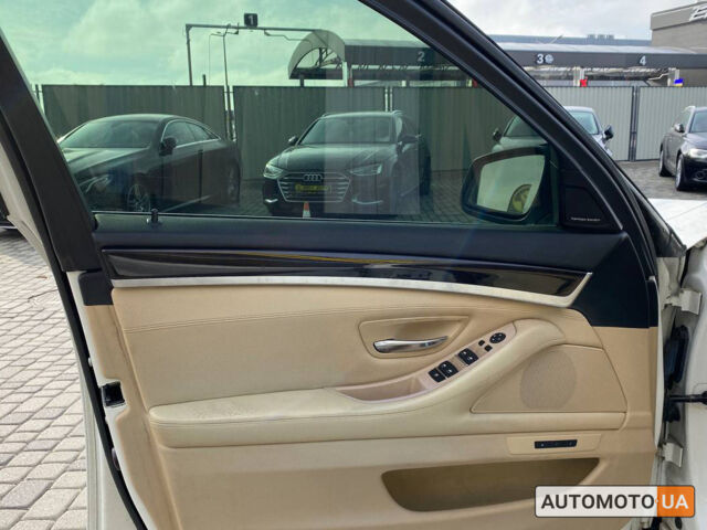 Белый БМВ 535, объемом двигателя 3 л и пробегом 285 тыс. км за 18200 $, фото 8 на Automoto.ua