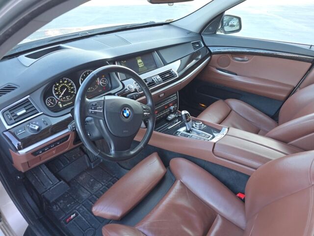 Жовтий БМВ 535, об'ємом двигуна 3 л та пробігом 187 тис. км за 15790 $, фото 3 на Automoto.ua