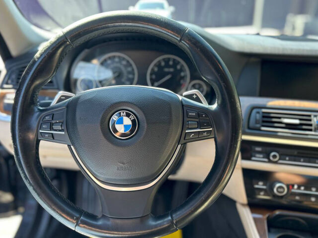 Сірий БМВ 535, об'ємом двигуна 3 л та пробігом 250 тис. км за 15450 $, фото 12 на Automoto.ua