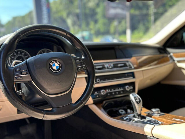 Сірий БМВ 535, об'ємом двигуна 3 л та пробігом 250 тис. км за 15450 $, фото 8 на Automoto.ua