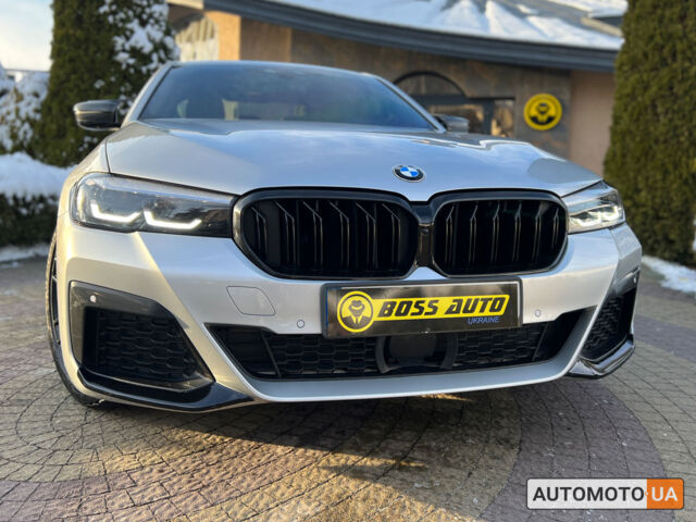 Сірий БМВ 540, об'ємом двигуна 3 л та пробігом 107 тис. км за 36600 $, фото 9 на Automoto.ua