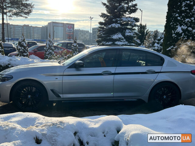 Сірий БМВ 540, об'ємом двигуна 3 л та пробігом 107 тис. км за 36600 $, фото 3 на Automoto.ua