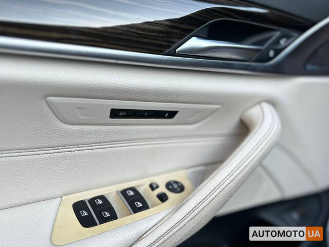 Серый БМВ 540, объемом двигателя 3 л и пробегом 133 тыс. км за 32000 $, фото 6 на Automoto.ua