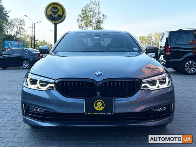 Серый БМВ 540, объемом двигателя 3 л и пробегом 133 тыс. км за 32000 $, фото 1 на Automoto.ua