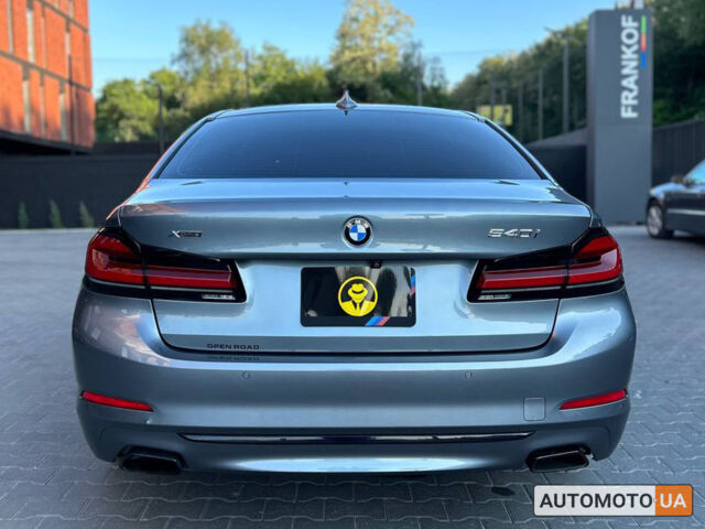 Серый БМВ 540, объемом двигателя 3 л и пробегом 133 тыс. км за 32000 $, фото 4 на Automoto.ua