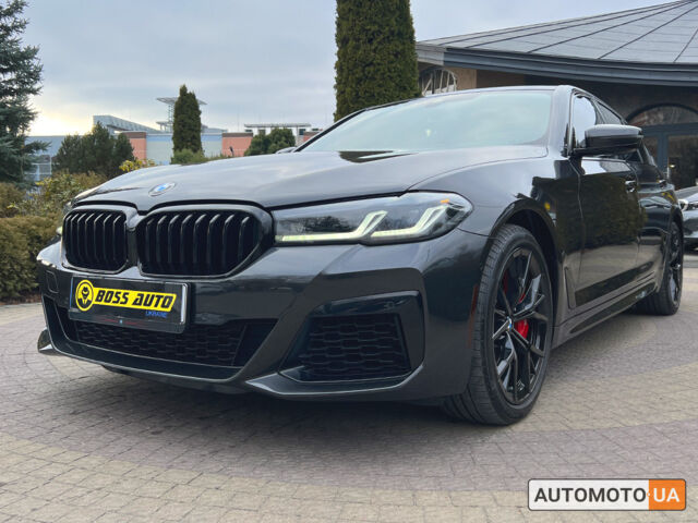 Серый БМВ 540, объемом двигателя 3 л и пробегом 25 тыс. км за 51800 $, фото 2 на Automoto.ua