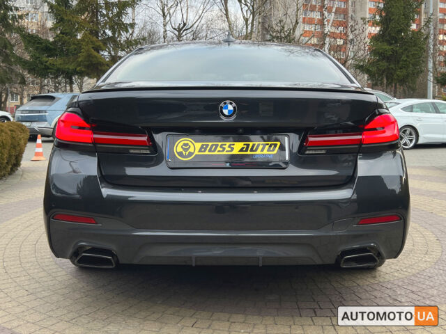 Серый БМВ 540, объемом двигателя 3 л и пробегом 25 тыс. км за 51800 $, фото 5 на Automoto.ua