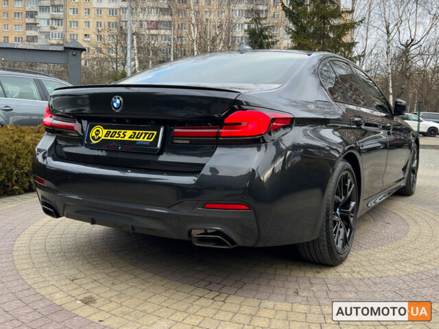 Серый БМВ 540, объемом двигателя 3 л и пробегом 25 тыс. км за 51800 $, фото 6 на Automoto.ua