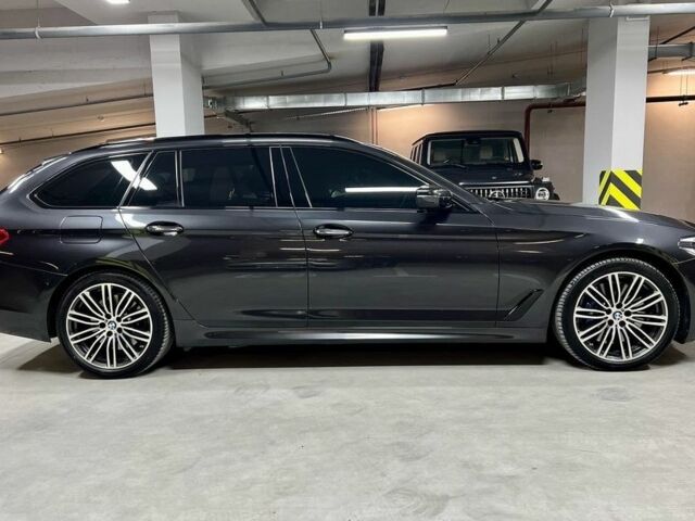 Серый БМВ 540, объемом двигателя 0 л и пробегом 29 тыс. км за 44500 $, фото 8 на Automoto.ua