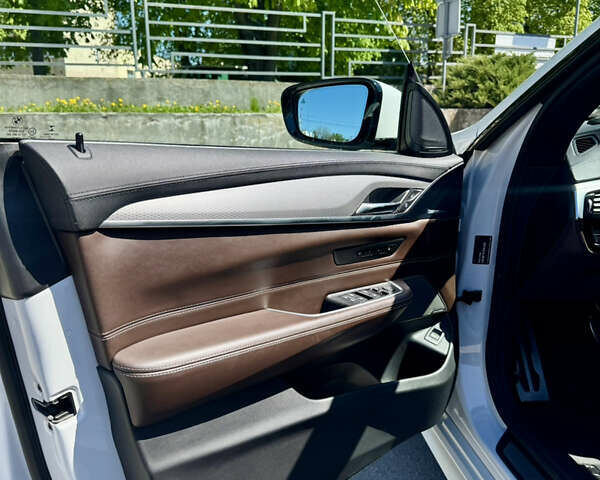 Белый БМВ 6 Серия ГТ, объемом двигателя 2.99 л и пробегом 185 тыс. км за 44800 $, фото 37 на Automoto.ua