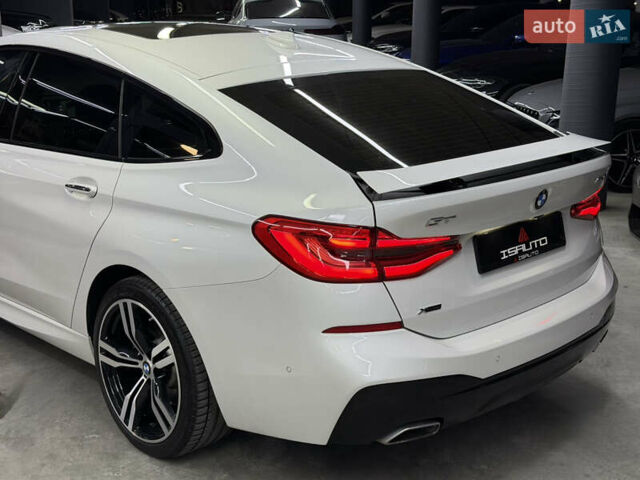 Белый БМВ 6 Серия ГТ, объемом двигателя 3 л и пробегом 98 тыс. км за 31900 $, фото 10 на Automoto.ua