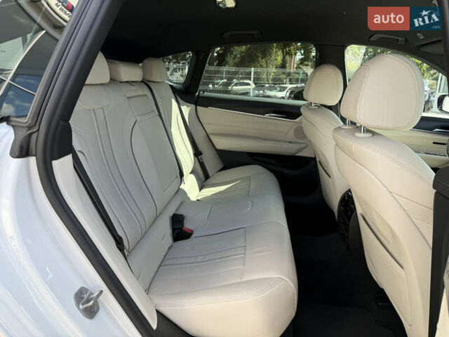 Белый БМВ 6 Серия ГТ, объемом двигателя 2 л и пробегом 82 тыс. км за 56500 $, фото 34 на Automoto.ua