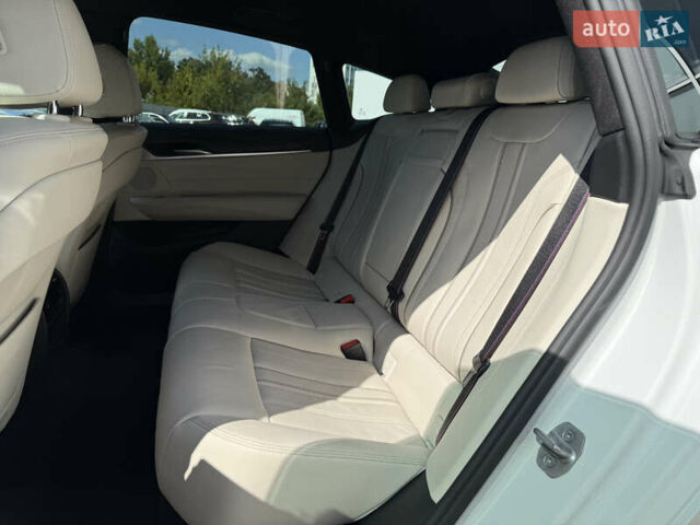 Белый БМВ 6 Серия ГТ, объемом двигателя 2 л и пробегом 82 тыс. км за 56500 $, фото 30 на Automoto.ua