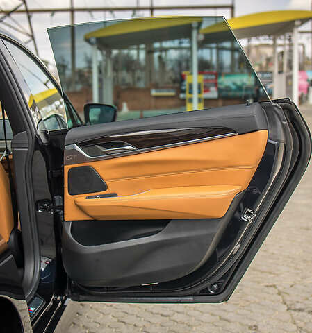 Черный БМВ 6 Серия ГТ, объемом двигателя 3 л и пробегом 80 тыс. км за 43999 $, фото 30 на Automoto.ua