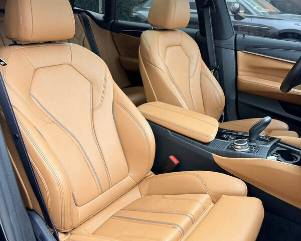 Чорний БМВ 6 Серія ГТ, об'ємом двигуна 2 л та пробігом 29 тис. км за 60000 $, фото 4 на Automoto.ua