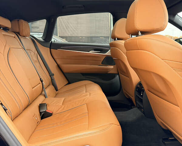 Чорний БМВ 6 Серія ГТ, об'ємом двигуна 2 л та пробігом 29 тис. км за 60000 $, фото 17 на Automoto.ua