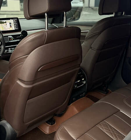 Черный БМВ 6 Серия ГТ, объемом двигателя 2 л и пробегом 27 тыс. км за 56000 $, фото 36 на Automoto.ua