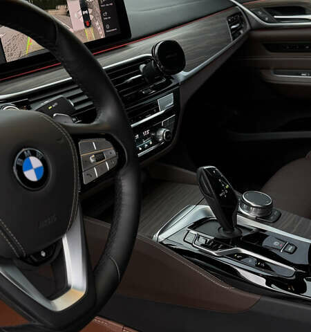 Черный БМВ 6 Серия ГТ, объемом двигателя 2 л и пробегом 27 тыс. км за 56000 $, фото 57 на Automoto.ua