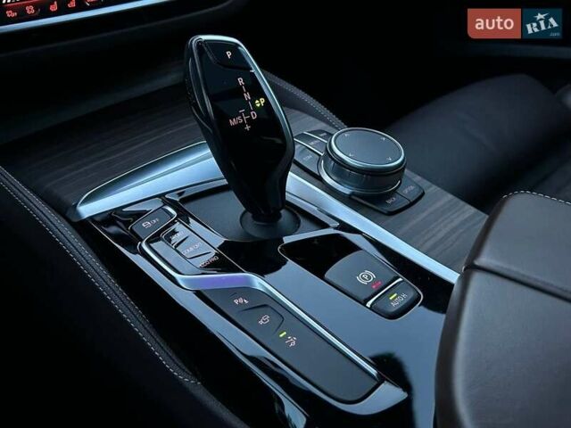 Червоний БМВ 6 Серія ГТ, об'ємом двигуна 2 л та пробігом 109 тис. км за 40999 $, фото 14 на Automoto.ua