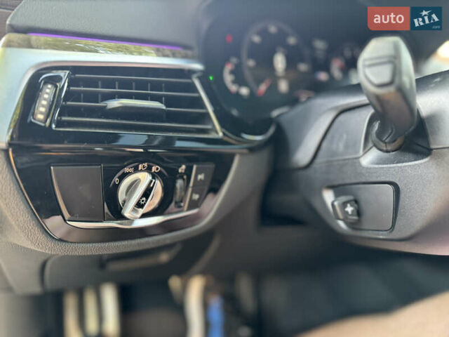 БМВ 6 Серия ГТ, объемом двигателя 3 л и пробегом 59 тыс. км за 37000 $, фото 16 на Automoto.ua