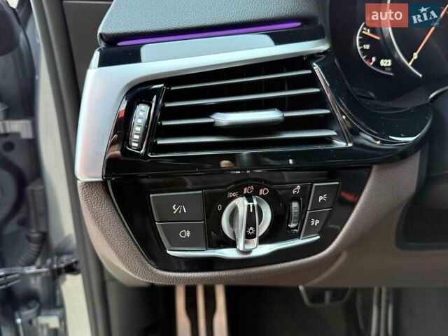 Серый БМВ 6 Серия ГТ, объемом двигателя 3 л и пробегом 88 тыс. км за 49900 $, фото 22 на Automoto.ua