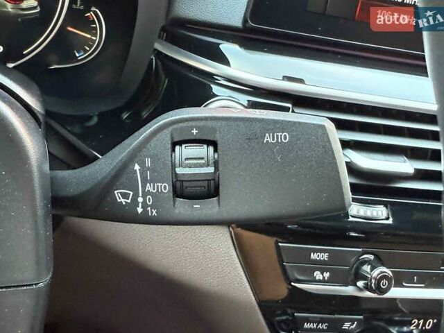 Серый БМВ 6 Серия ГТ, объемом двигателя 3 л и пробегом 88 тыс. км за 49900 $, фото 27 на Automoto.ua